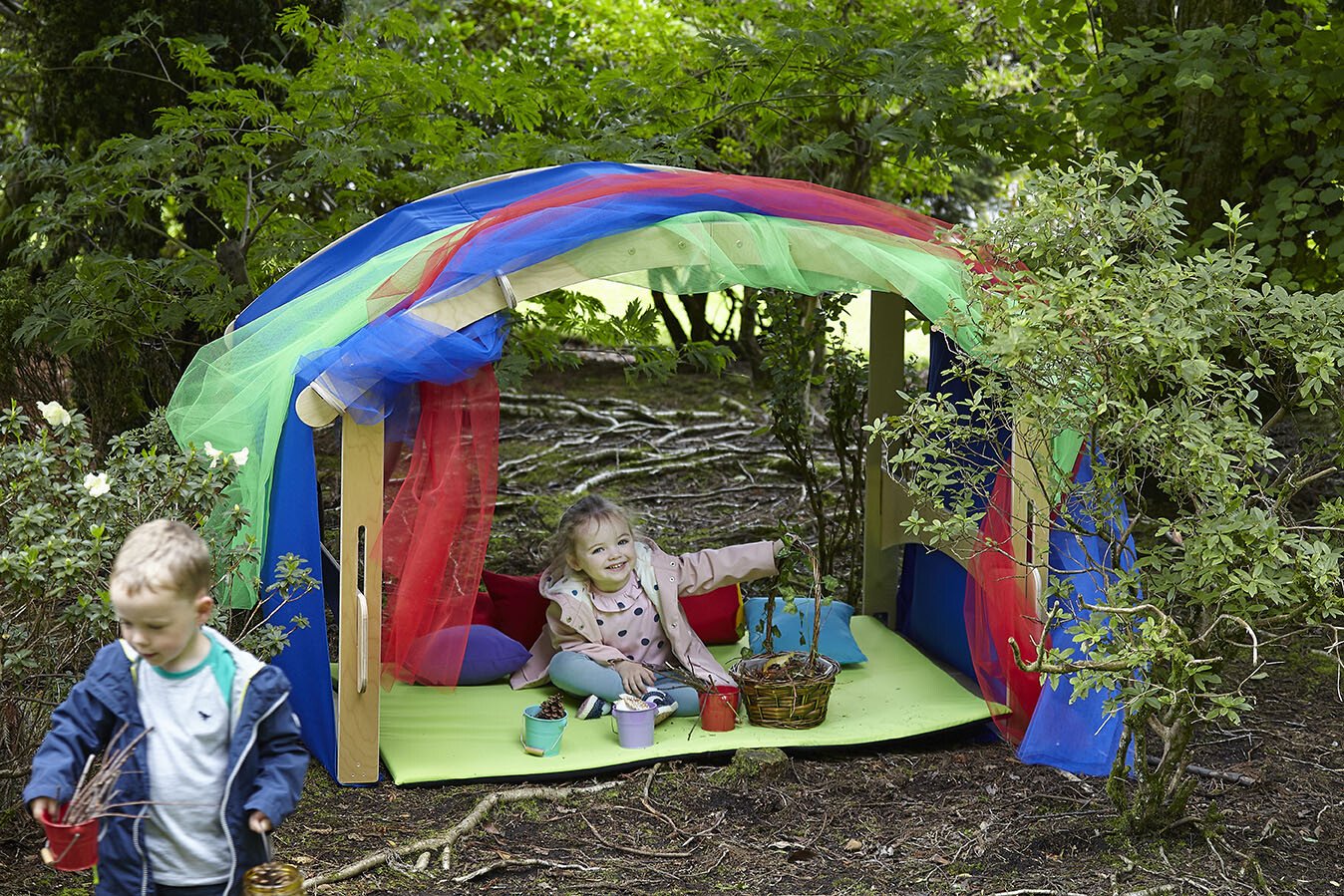 Millhouse Early Years Indoor/Outdoor Folding Den plus Rainbow Den Kit